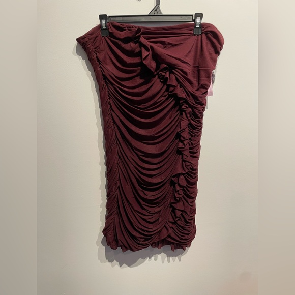 wild fable Dresses & Skirts - Wild Fable Women's Ruched Ruffle Tube Mini Bodycon Dress Burgundy Size XXL NWT